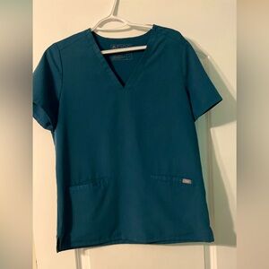 Figs Caribbean blue scrub top.